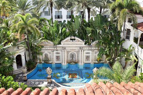 gianni versace villa ture miami|giannis villa casa casuarina Miami.